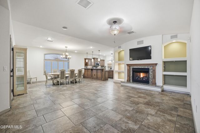 12705 COZY PRAIRIE Court, El Paso, TX 79938