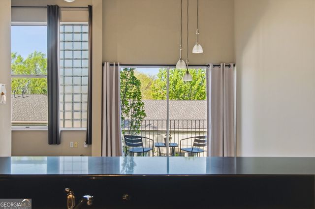 15 Waddell Street NE 303, Atlanta, GA 30307