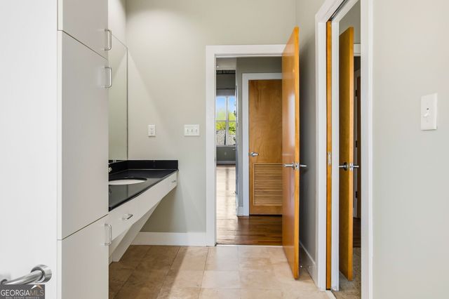 15 Waddell Street NE 303, Atlanta, GA 30307