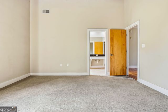 15 Waddell Street NE 303, Atlanta, GA 30307