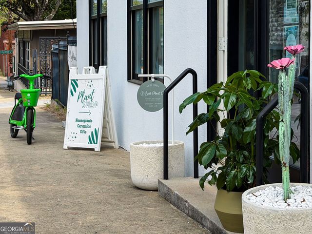 15 Waddell Street NE 303, Atlanta, GA 30307