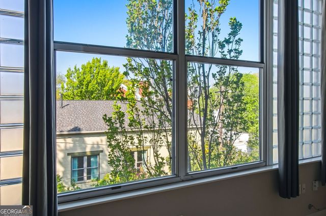 15 Waddell Street NE 303, Atlanta, GA 30307