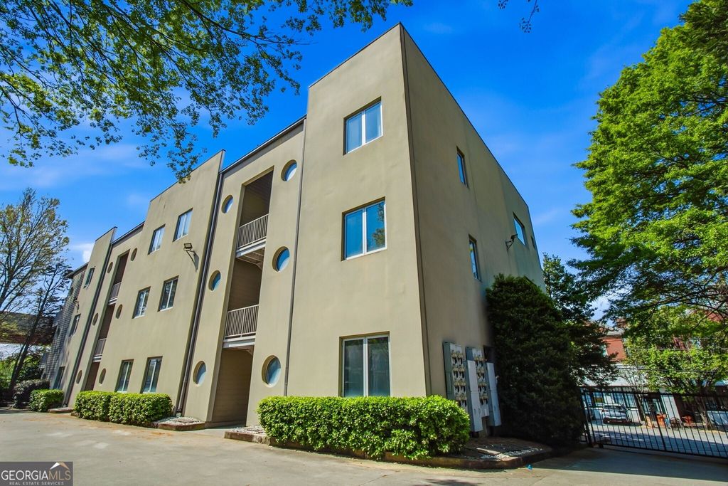 15 Waddell Street NE 303, Atlanta, GA 30307