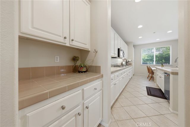1418 Revelation Way, Redlands, CA 92374