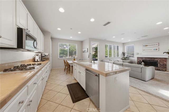1418 Revelation Way, Redlands, CA 92374