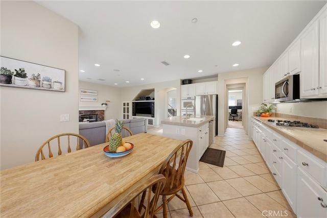 1418 Revelation Way, Redlands, CA 92374