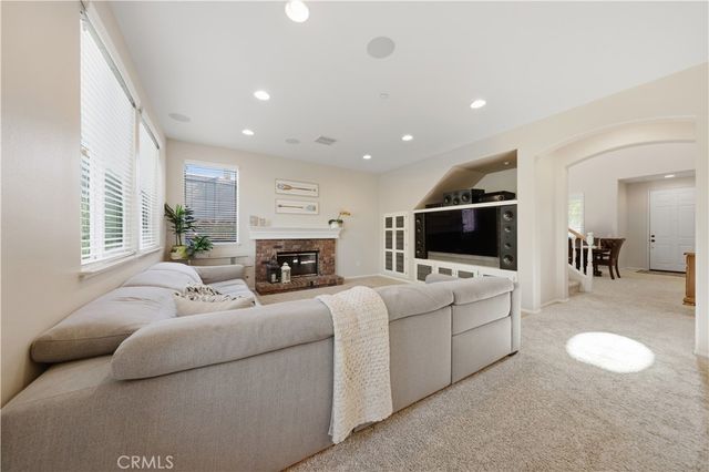 1418 Revelation Way, Redlands, CA 92374