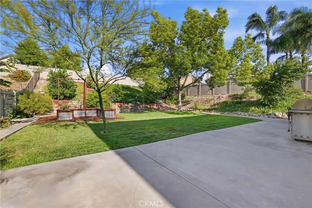 1418 Revelation Way, Redlands, CA 92374