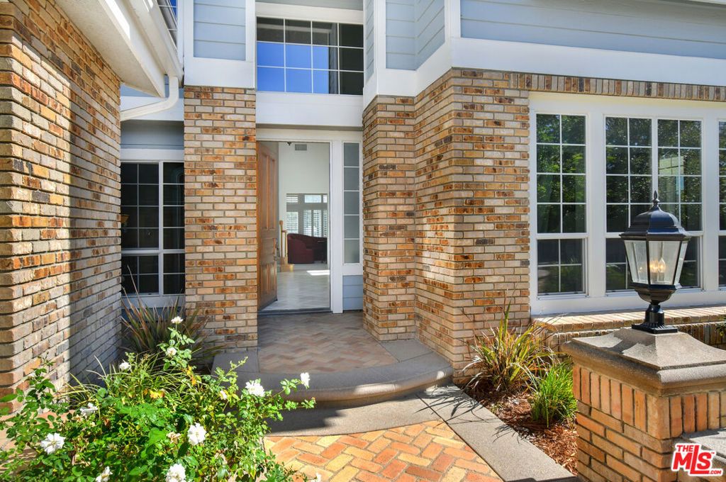 17814 Greyhawk Place, Granada Hills, CA 91344 — photo 5