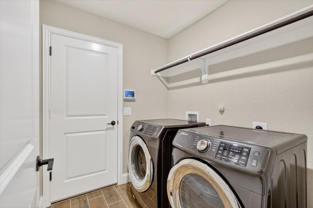 326 Atlas Cedar, Glenn Heights, TX 75154