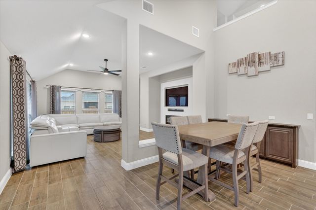 326 Atlas Cedar, Glenn Heights, TX 75154