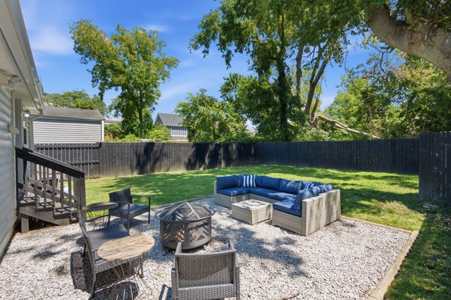 1732 21st Ave, N, Nashville, TN 37208