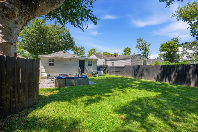 1732 21st Ave, N, Nashville, TN 37208