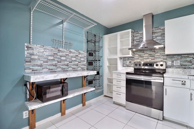 8577 Boca Glades Boulevard W D, Boca Raton, FL 33434