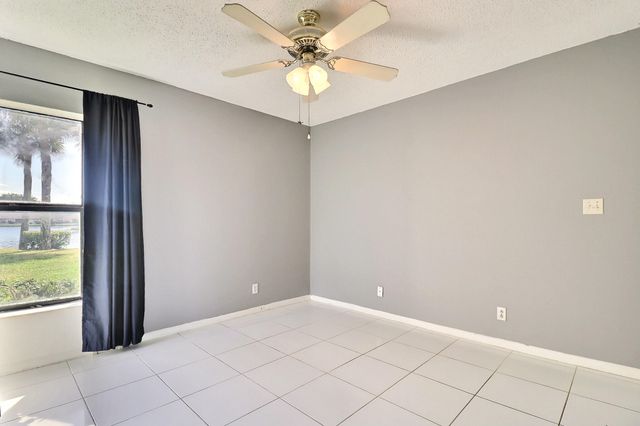 8577 Boca Glades Boulevard W D, Boca Raton, FL 33434