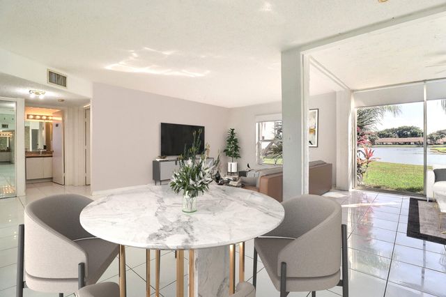 8577 Boca Glades Boulevard W D, Boca Raton, FL 33434