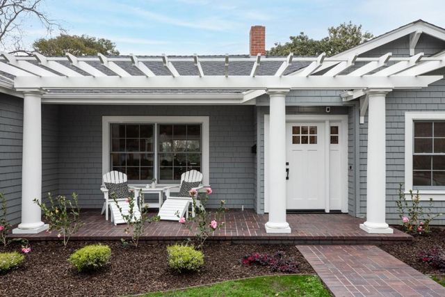 27 Nevada Street, Redwood City, CA 94062