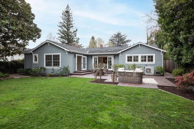 27 Nevada Street, Redwood City, CA 94062