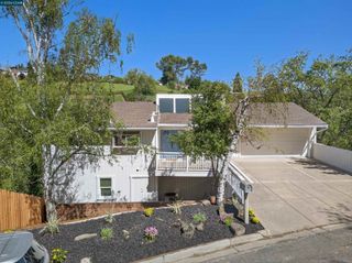 3424 Woodview Dr, Lafayette, CA 94549