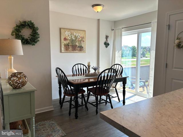 11 LANDING PL, York, PA 17408