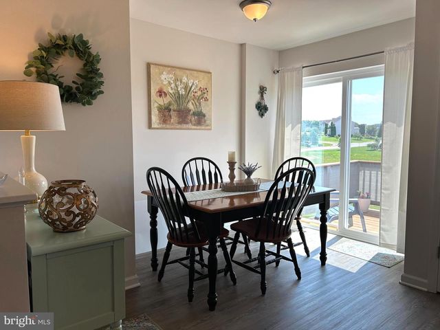 11 LANDING PL, York, PA 17408