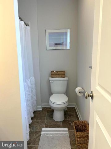 11 LANDING PL, York, PA 17408
