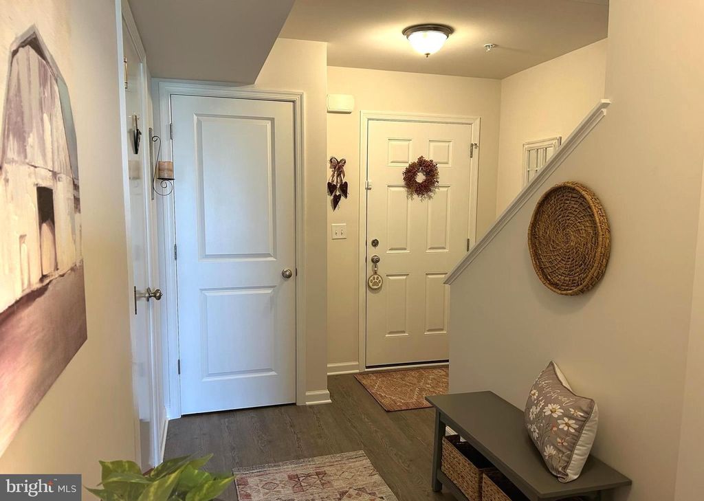 11 LANDING PL, York, PA 17408
