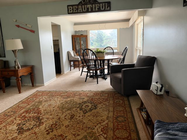 11305 Ballard Road, Woodstock, IL 60098