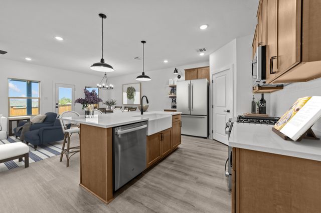 2213 Maple Ridge Drive, Van Alstyne, TX 75495