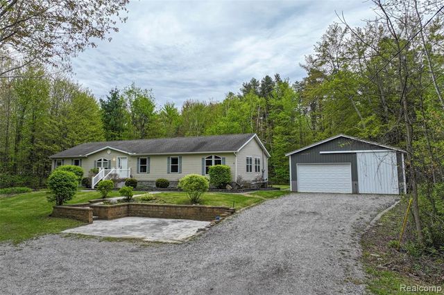 4587 Brown Road, Vassar, MI 48768