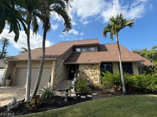 12501 Barrington CT, Fort Myers, FL 33908