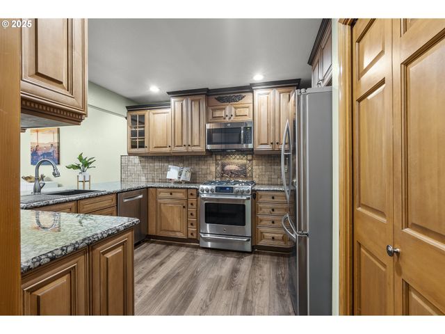 17880 Sw 115TH Ave, Tualatin, OR 97062