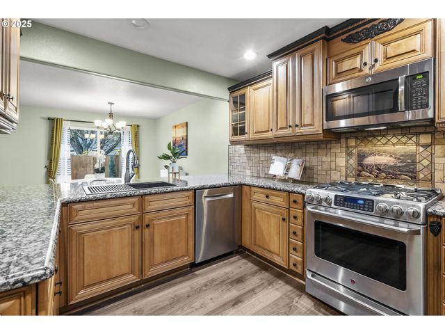 17880 Sw 115TH Ave, Tualatin, OR 97062