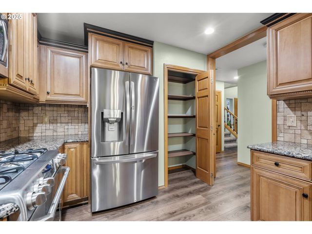 17880 Sw 115TH Ave, Tualatin, OR 97062