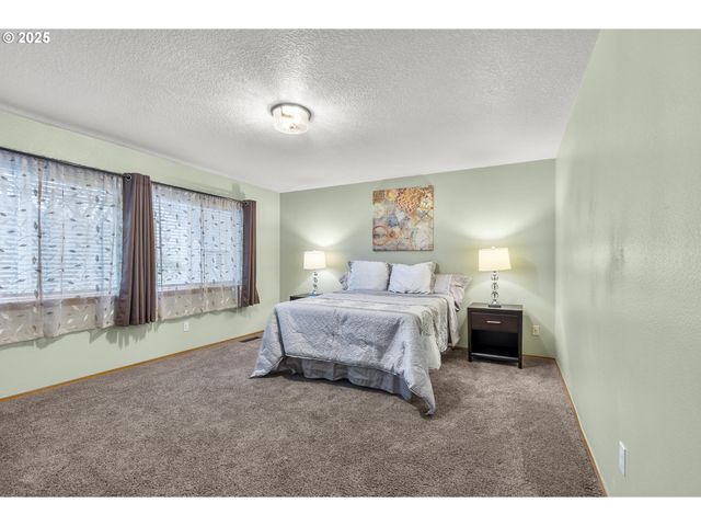 17880 Sw 115TH Ave, Tualatin, OR 97062