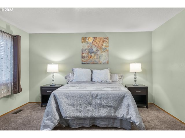 17880 Sw 115TH Ave, Tualatin, OR 97062