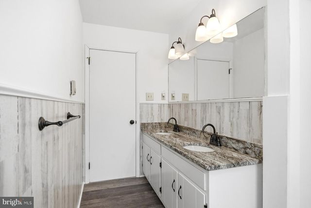 5884 WOODBINE RD, Woodbine, MD 21797