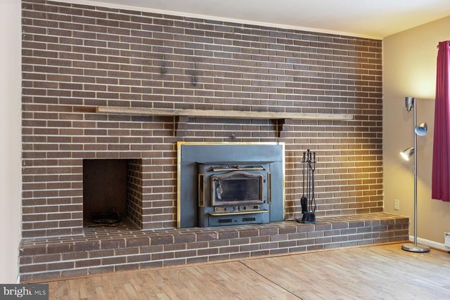 5884 WOODBINE RD, Woodbine, MD 21797