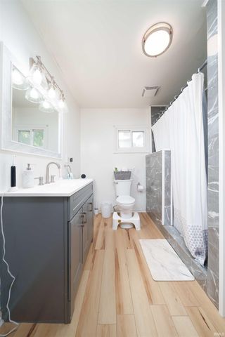 2220 N HUNTINGTON Road, Marion, IN 46952