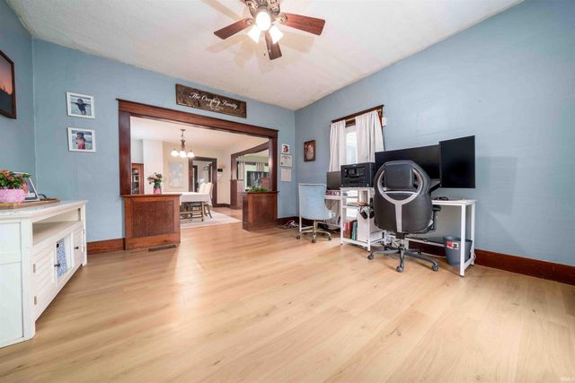 2220 N HUNTINGTON Road, Marion, IN 46952