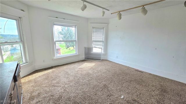 104 W Spring Street, Marietta, OH 45750