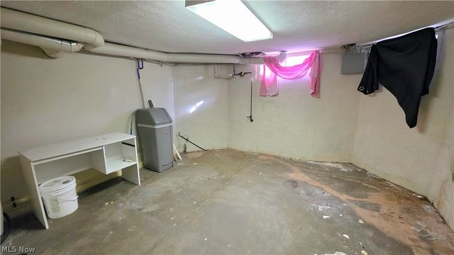 104 W Spring Street, Marietta, OH 45750