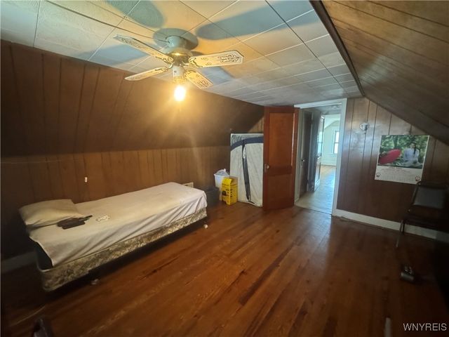 40 Hedwig Avenue, Cheektowaga, NY 14211