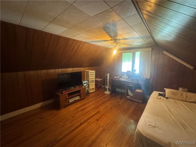 40 Hedwig Avenue, Cheektowaga, NY 14211