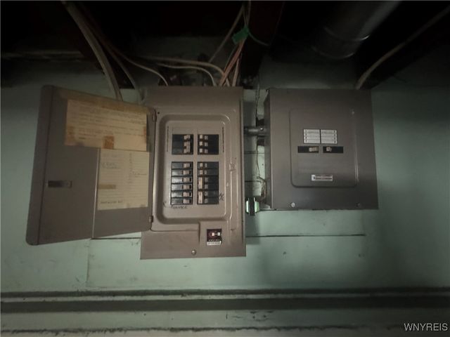 40 Hedwig Avenue, Cheektowaga, NY 14211