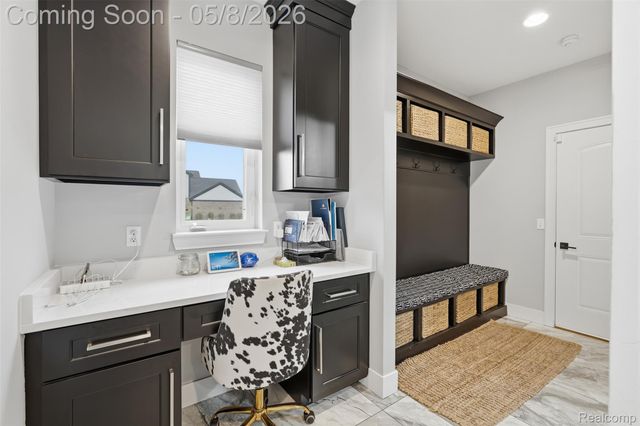 49658 Monarch Drive, Macomb Township, MI 48044