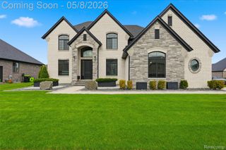 49658 Monarch Drive, Macomb Township, MI 48044
