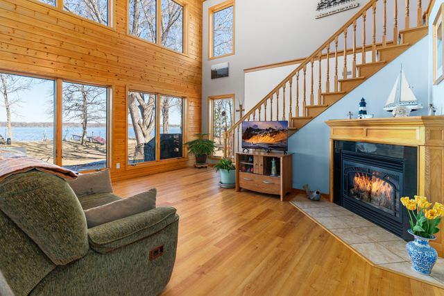 7240 107th Avenue, Clear Lake, MN 55319
