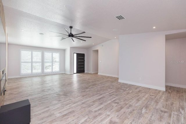 306 BUTTONWOOD LANE, Largo, FL 33770