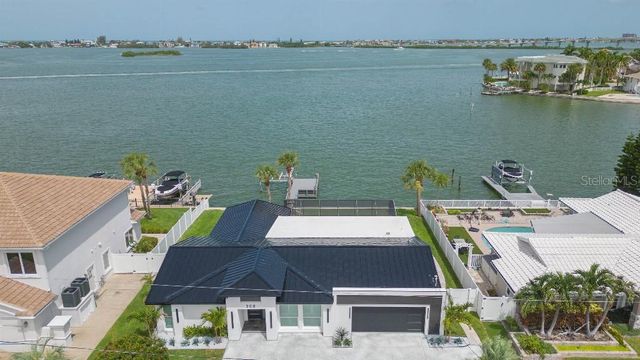 306 BUTTONWOOD LANE, Largo, FL 33770